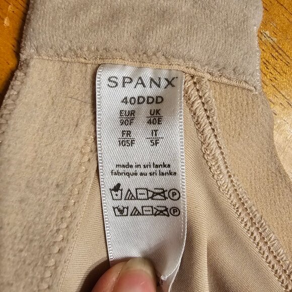 Spanx Bra, No Wires, No Padding, Tan, Size 40DDD - Picture 9 of 11